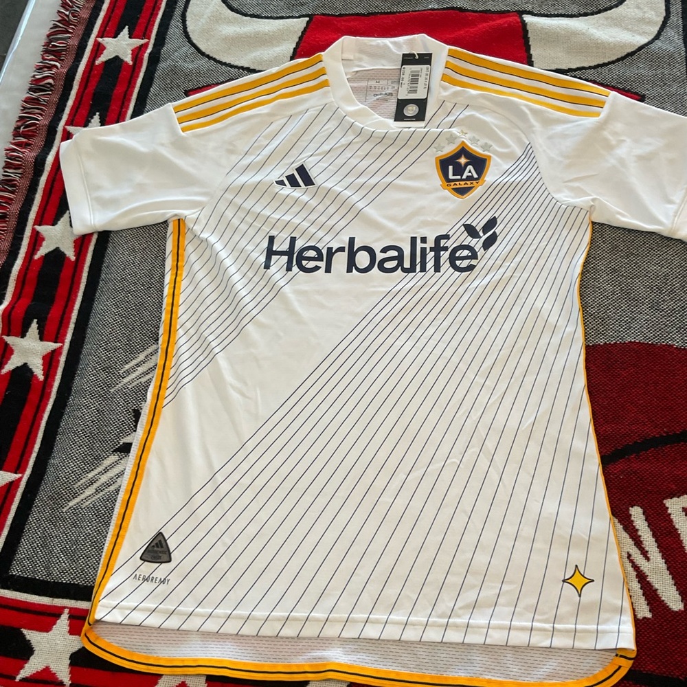 MLS Loa angeles Galaxy White and Gold Jersey NWT